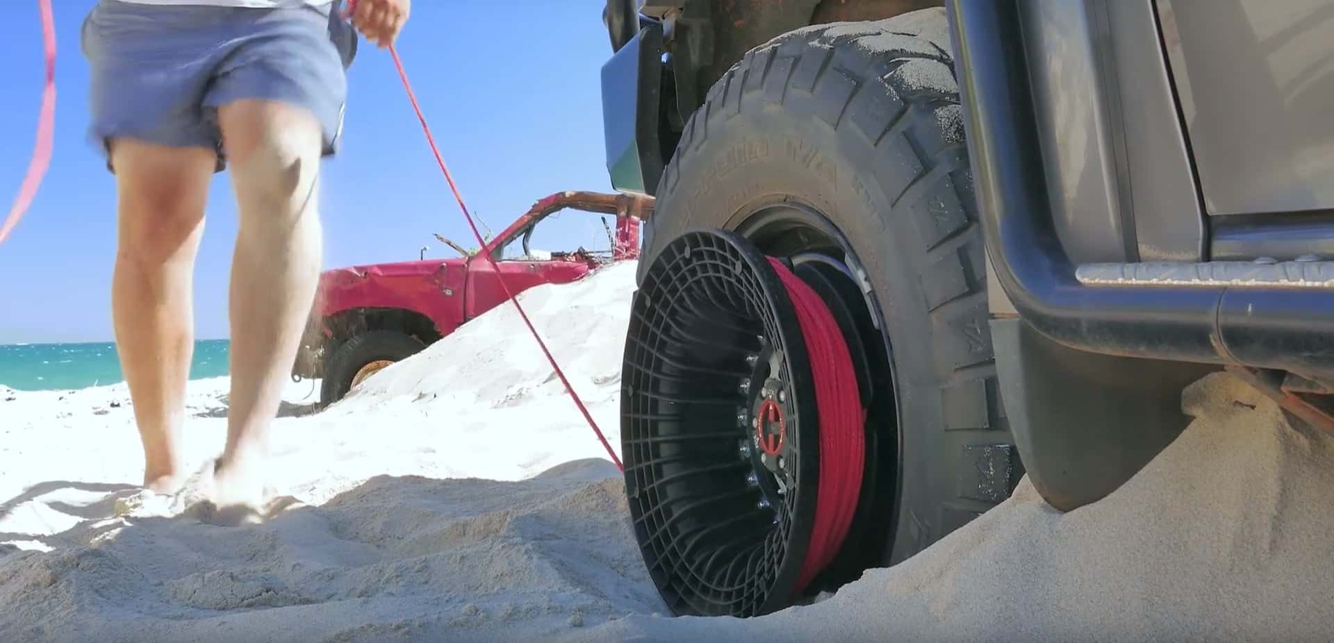 Bush Winch vehicle self-recovery system